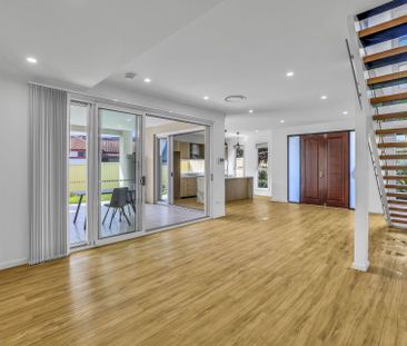 16 Truscott Street, Panania - Photo 4