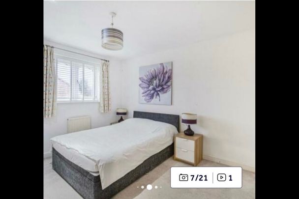 Room in a Shared House, Telegraph Place, E14 - Photo 1