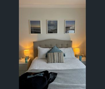 Morden townhouse is a great location - Photo 6
