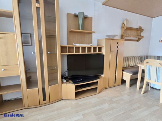 tolle 2 Zimmer - große Loggia - extra Küche - voll möbliert - zzgl. Heizung - Photo 1