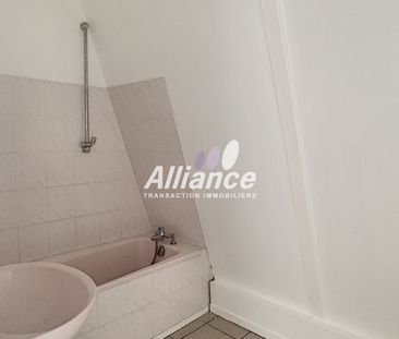 Location Appartement 2 pièces 38m² AUDINCOURT 25400 - Photo 2