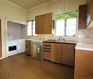 19 Reid St, QLD, 4502, Petrie - Photo 6