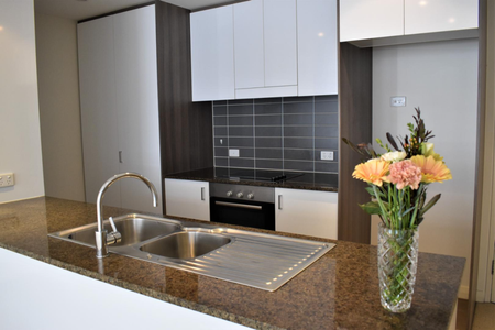 Modern Apartment in a Prime Location - Photo 2