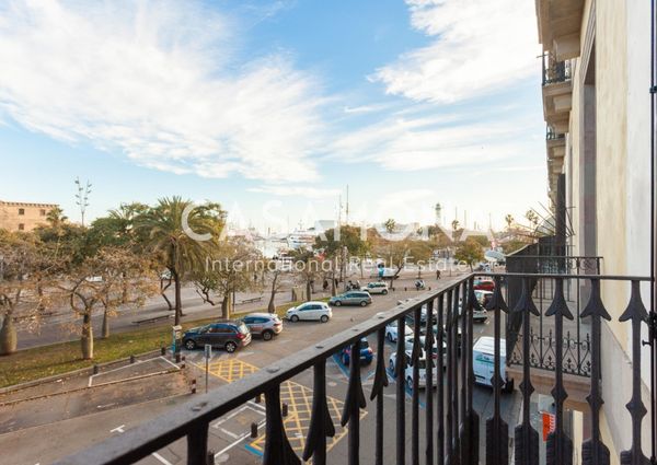 Luxurious 2 Bedroom Apartment with a View over Port Vell