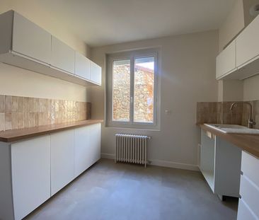 RUE DE ROCHECHOUART, Maison entièrement refaite à neuve de 65m² ave... - Photo 4