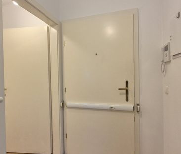 | 1 ZIMMER | BESTLAGE | KLIMATISIERT | - Foto 1