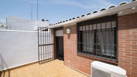 Spacious 3-bedroom apartment for rent near Plaza de Toros de Las Ventas - Foto 2