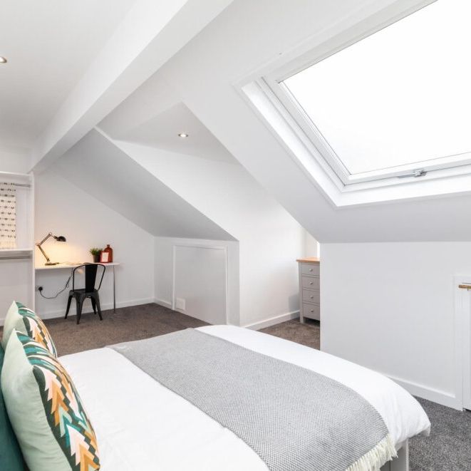 21 Brudenell Mount, Leeds, LS6 1HT - Photo 1