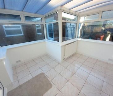 2 bedroom detached house to rent - Photo 5