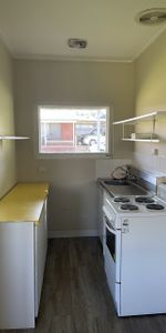 Close to Town - Photo 3