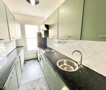 Baxter Avenue, Southend-on-Sea, Essex, SS2 6HX - Photo 6