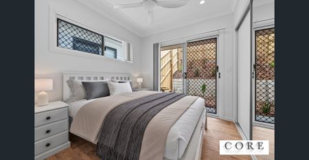 FULLY FURNISHED, DESIGNER STUDIO APARTMENT – BILLS INCLUDED! - Photo 3