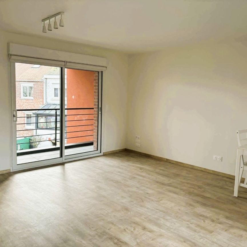 Location Appartement 2 pièces 60m² HAZEBROUCK 59190 - Photo 1