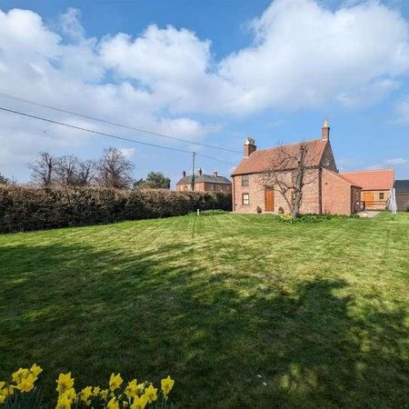 High Street, Holme, Newark, NG23 - Photo 4