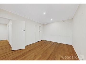 Location & Low Maintenance Family Home - Photo 2