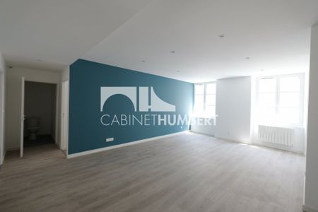 Location Appartement 3 pièces 78m² ST ETIENNE 42000 - Photo 2
