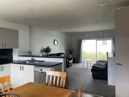 Townhouse Living - Photo 2