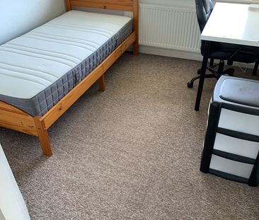 Room in a Shared House, Lichen Green, CV4 - Photo 2