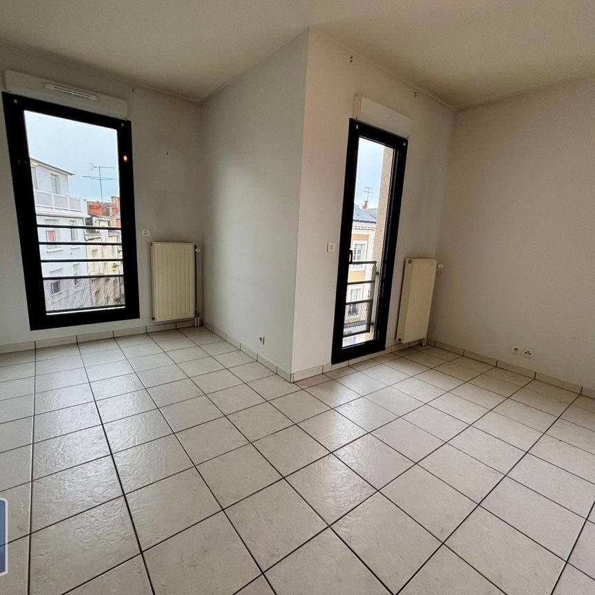 Location Appartement 2 pièces 40m² CHATEAUROUX 36000 - Photo 1