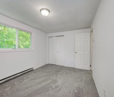 778 Scottsdale Dr, Guelph - Photo 1