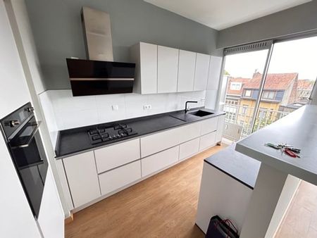 Appartement te huur - Foto 2