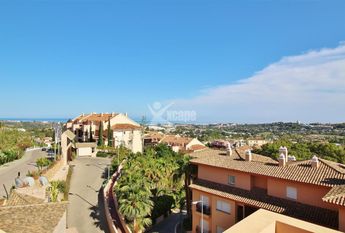 Luxury 2 bedrooms Penthouse Duplex for rent in Nueva Andalucia