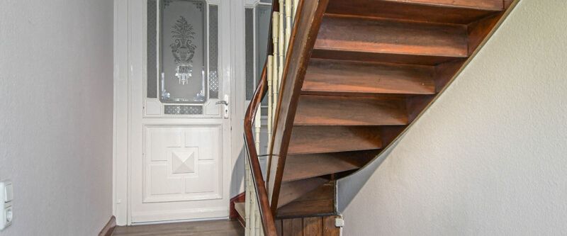 6659 - Sofort Bezugsfrei! Attraktive 4-Zimmer-Wohnung in weißer Altbauvilla im Herzen von Oldenburg! - Foto 1