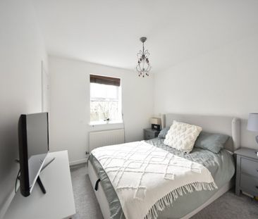 Glory Mill Lane, Wooburn Green, High Wycombe,HP10 - Photo 3