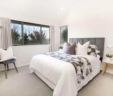 Centrally located oasis - Photo 3