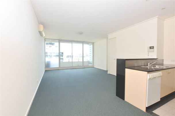 78/83 Whiteman Street - Photo 1