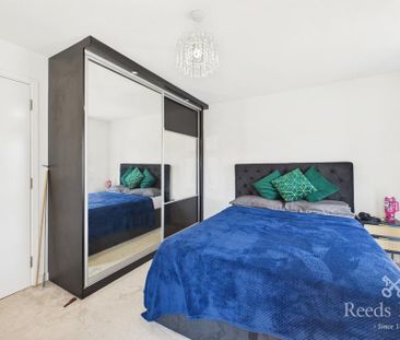 2 bedroom end of terrace house to rent - Photo 4