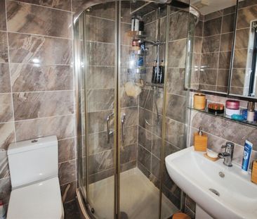 COURT VIEW, Whippendell Road, Watford - Photo 3