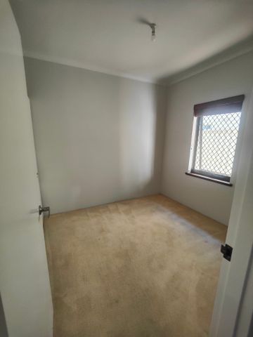 South Perth - Photo 2