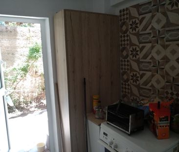 Studio/Γκαρσονιέρα για ενοικίαση Κέντρο Σαρωνίδας - παραλία (Σαρωνίδα) - Photo 3