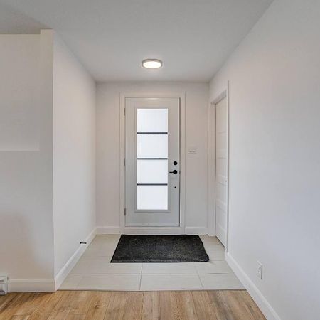 5 1/2 A LOUER FARNHAM (STYLE CONDO CONSTRUCTION 2022) - Photo 3