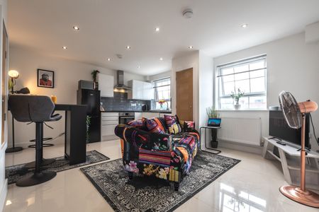 1 Bed Flat, Atlantic Mansions, SO14 - Photo 4