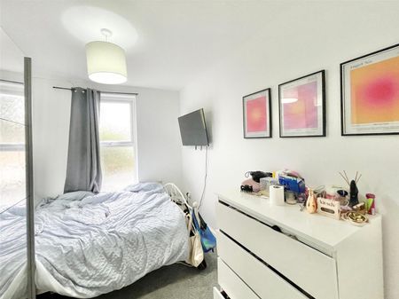 Melbourne Road, London - Photo 3