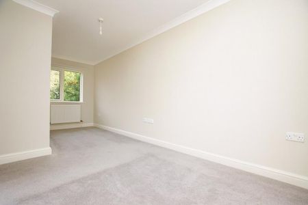 1 bedroom end of terrace house to rent - Photo 2