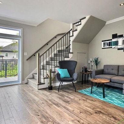 Grand 5 1/2 moderne (1400pi2) à Lafontaine, tout près du parc Schulz et de l'académie Lafontaine. Comptoirs quartz, douche vitre, chute à linge... - Photo 1