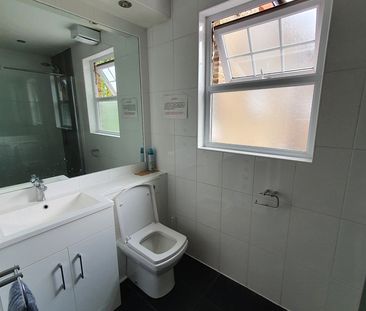 Room in a Shared House, London, N22 - Photo 2