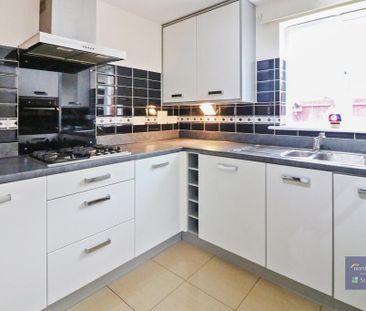 3 bedroom link detached house to rent - Photo 6