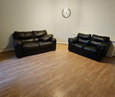 2 bedroom house to rent - Photo 2