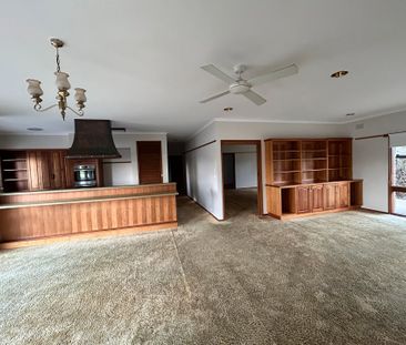 Thinking of selling? Contact our agent - Photo 4