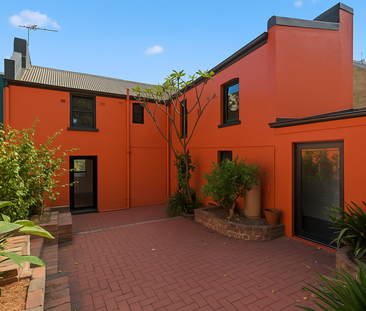 3 Corfu Street, Woolloomooloo NSW 2011 - House For Rent | Domain - Photo 6