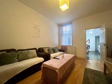 Helmsley Road, Sandyford - Photo 2