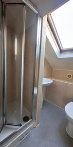 Studio Flat, Hillreach, SE18 - Photo 3