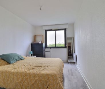 Location Appartement 3 pièces 83m² CHAMALIERES 63400 - Photo 2