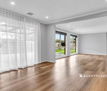 Spacious Family Living with Entertainer's Appeal - Photo 2