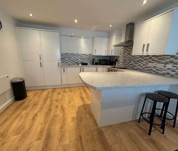 Blantyre Street, Manchester, M15 - Photo 2