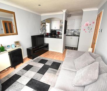 1 bedroom ground floor flat to rent - Photo 5